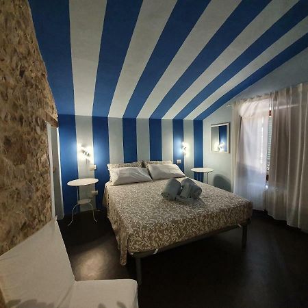 Bed and Breakfast Lo Scarabeo Casale di Pari Номер фото